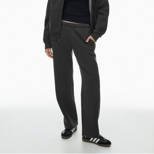 ARITZIA COZY FLEECE MEGA STRAIGHT SWEATS